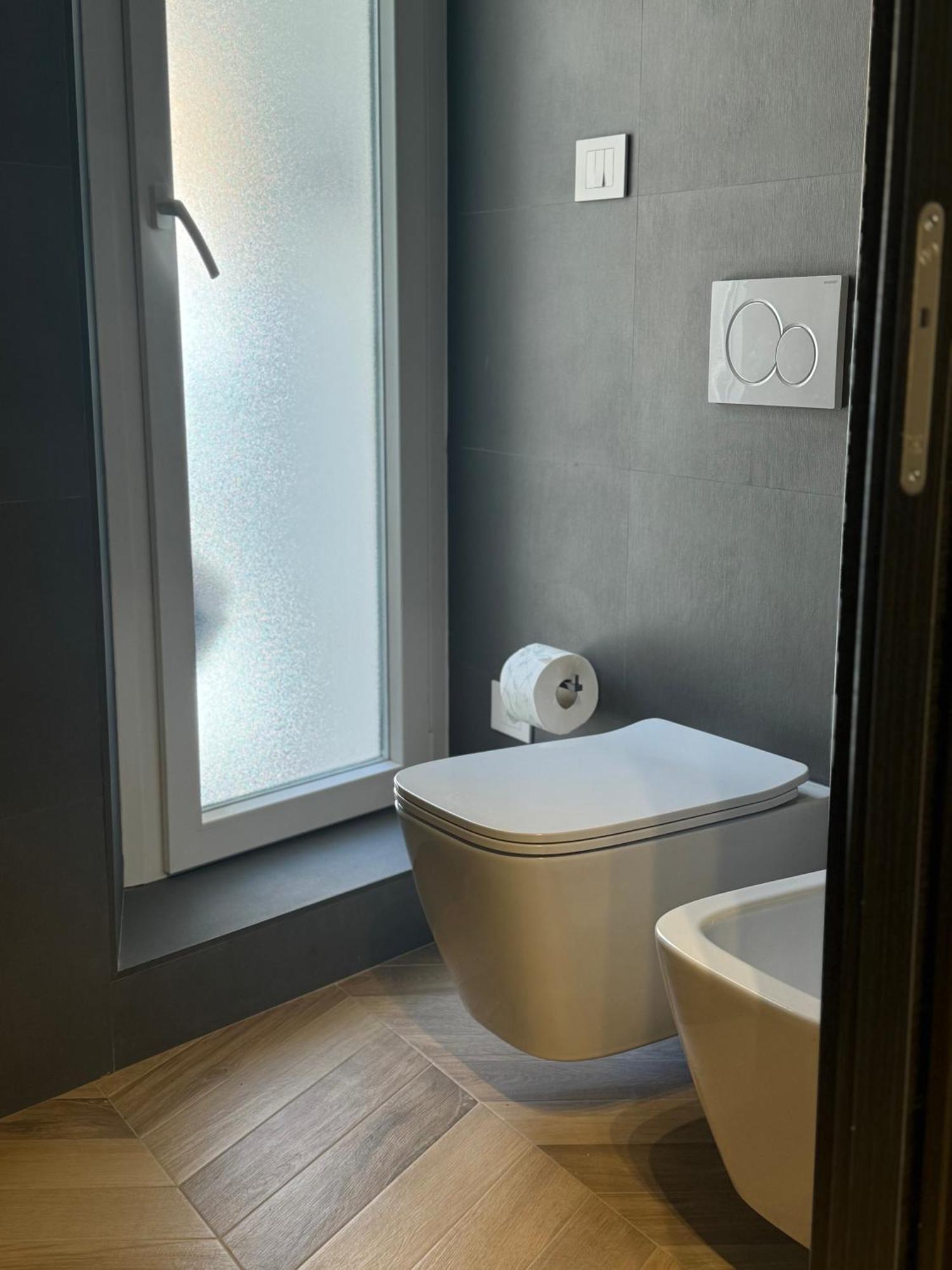 Sky Luxury Rooms نيتّونو المظهر الخارجي الصورة