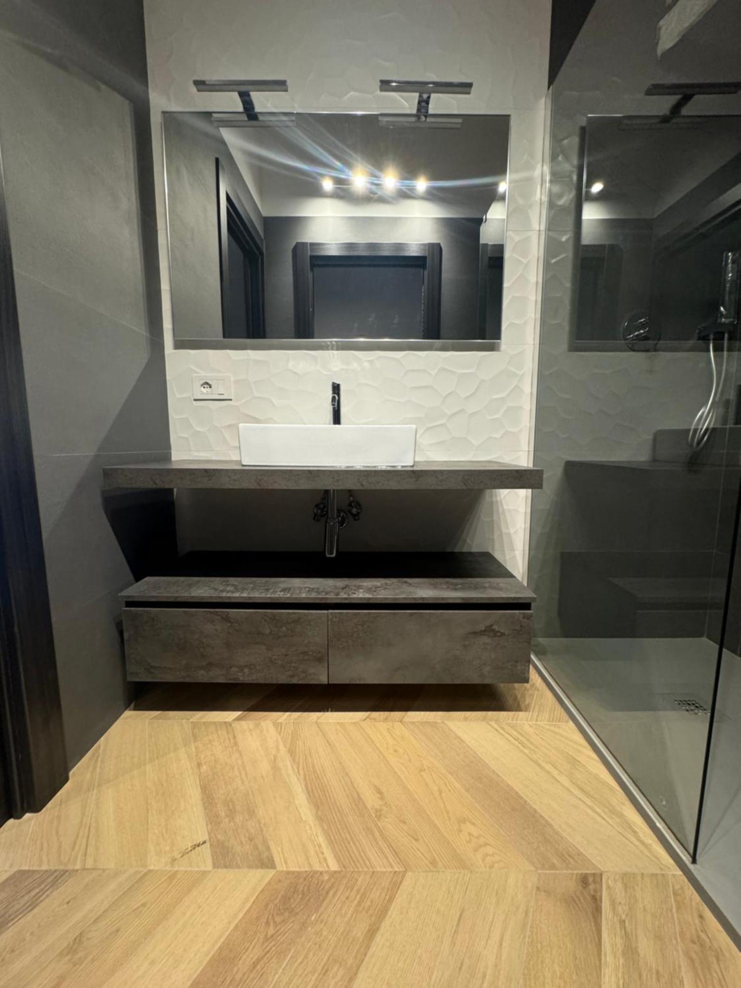 Sky Luxury Rooms نيتّونو المظهر الخارجي الصورة