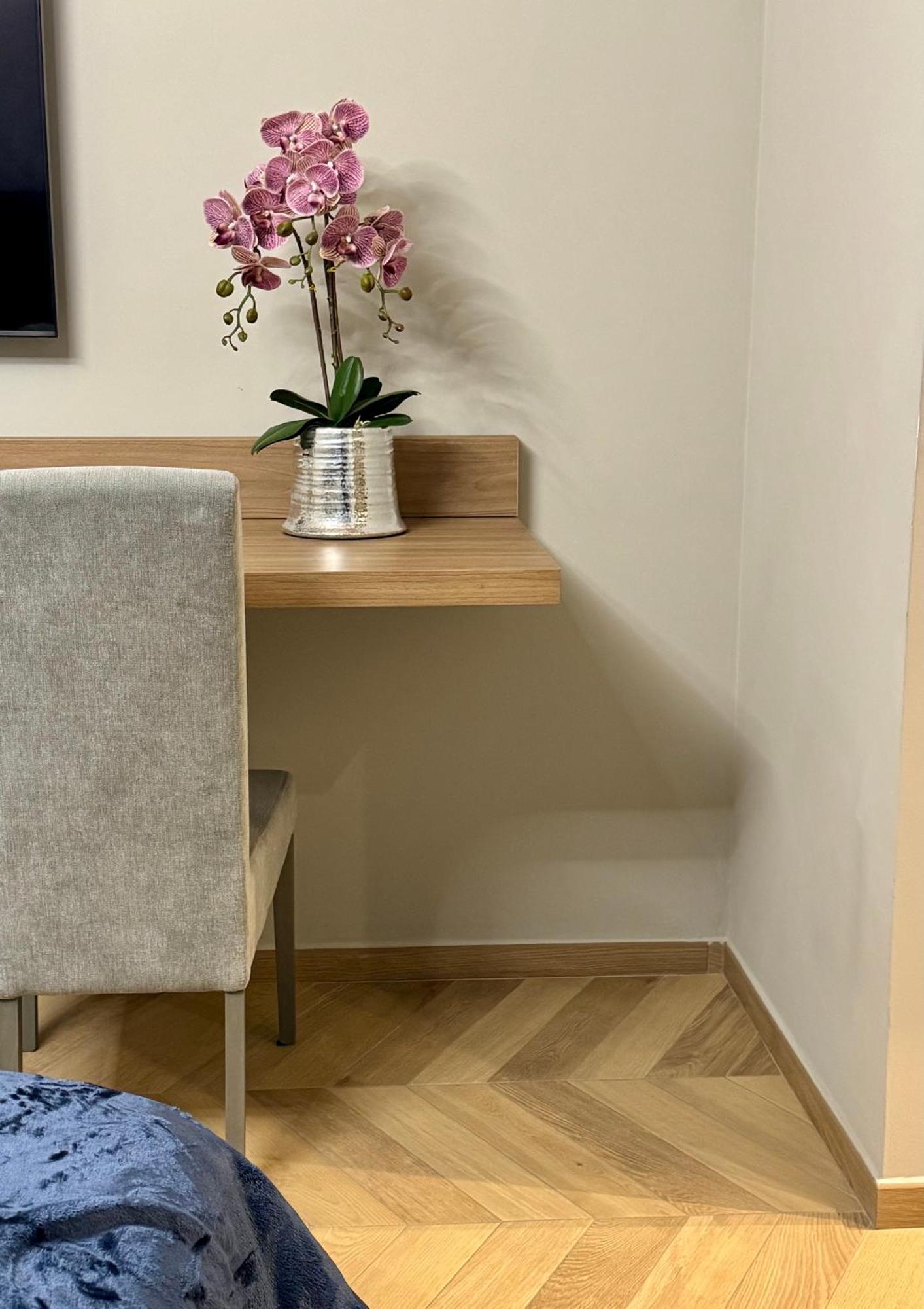 Sky Luxury Rooms نيتّونو المظهر الخارجي الصورة