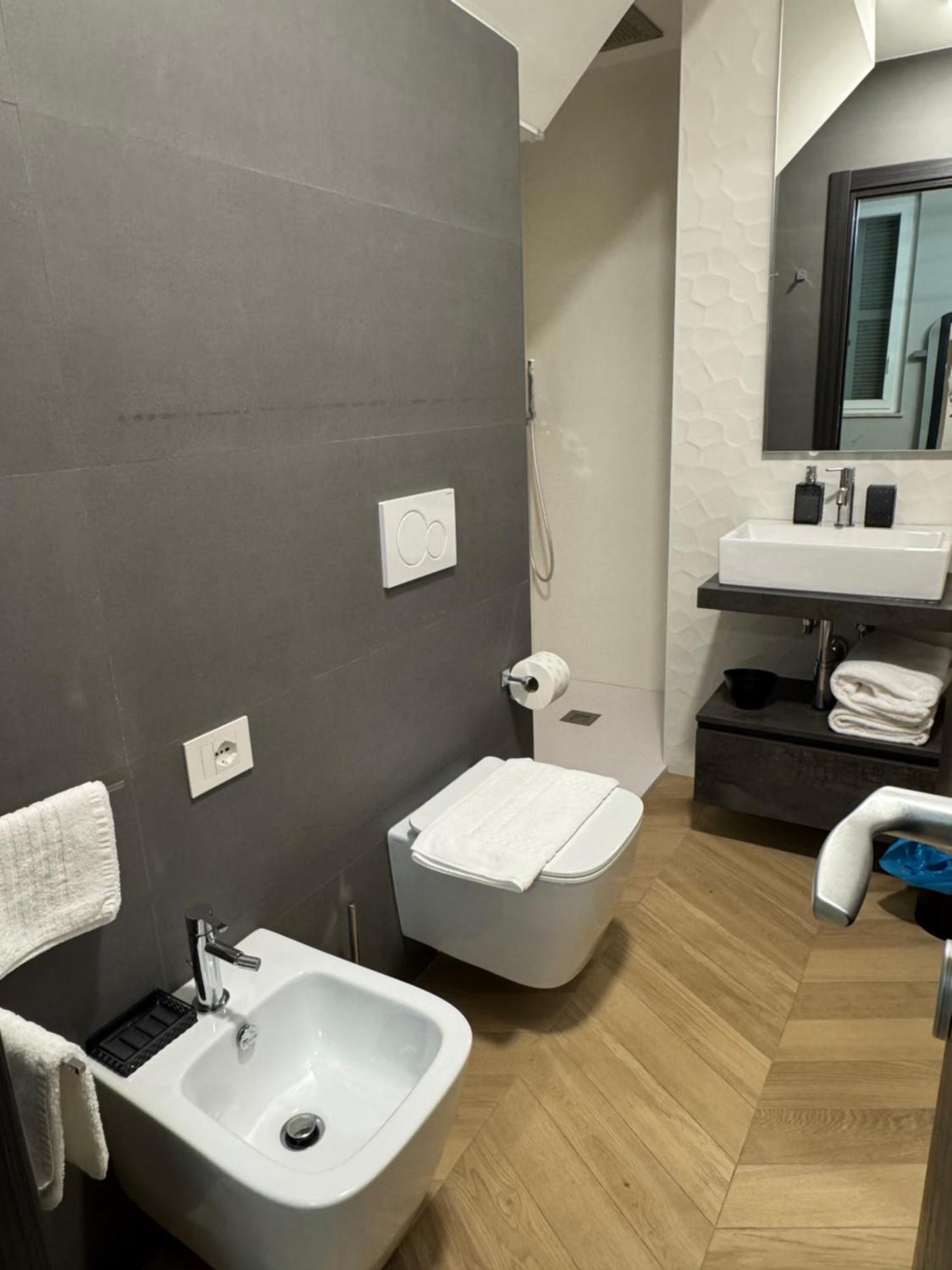 Sky Luxury Rooms نيتّونو المظهر الخارجي الصورة